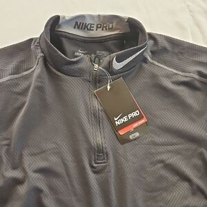 Nike Pro Quarter-Zip